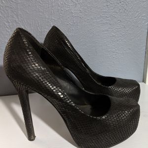 Jessica simpson heels